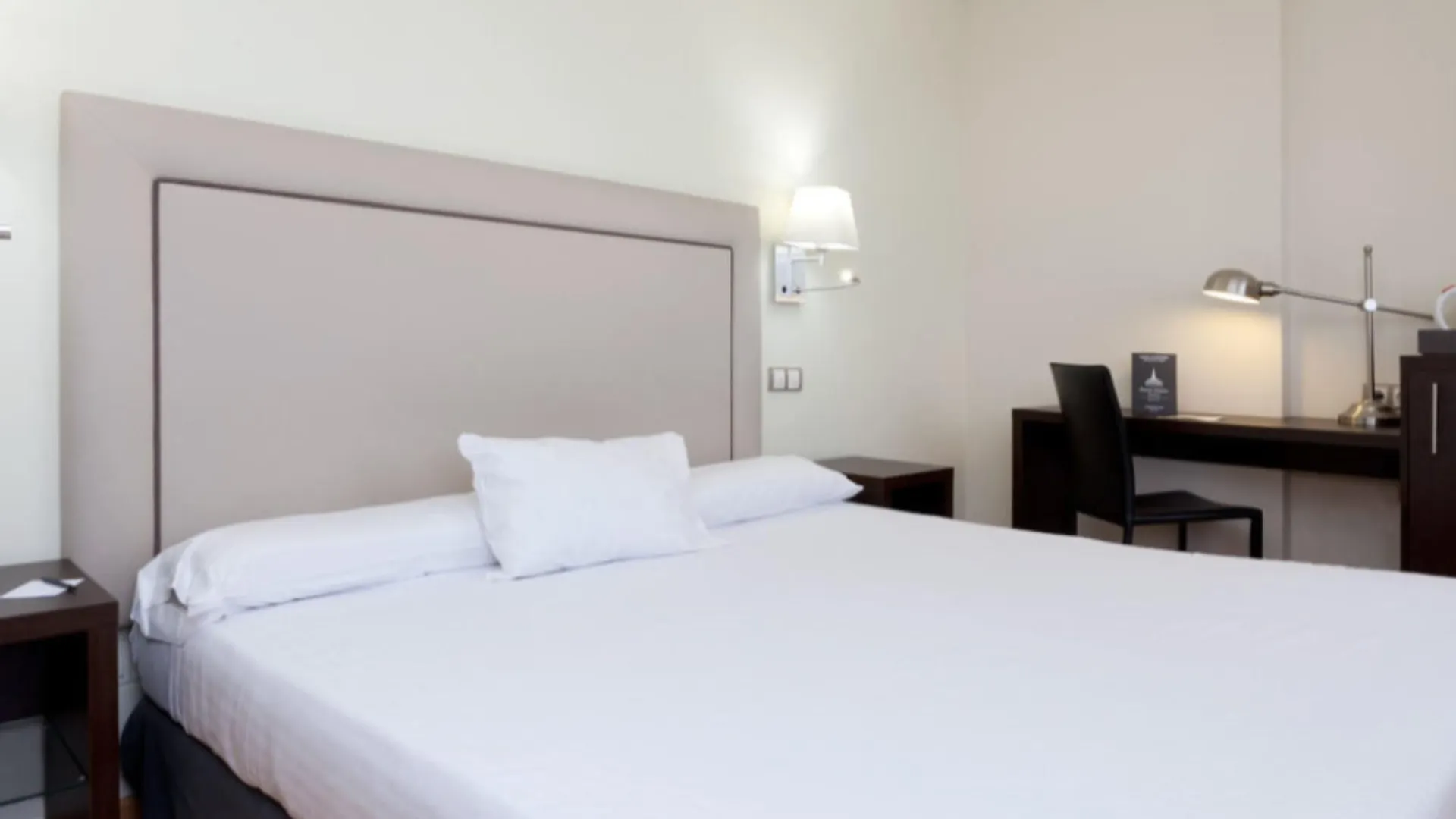 Hotel Dome Madrid Alcobendas 4*,  Spanien